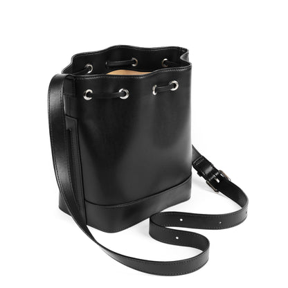 Black Bucket Bag | The Daphne